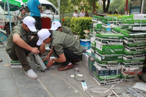 超杰從行業(yè)大局出發(fā)，堅決貫徹實施綠色環(huán)保的方針得到鄭州市民的積極響應(yīng)，活動當天回收電池數(shù)量高達數(shù)百組。