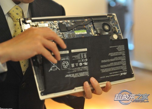 超極本電池標(biāo)準(zhǔn)化角型電池將成最佳方案