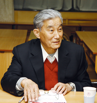 張乃國-就飛輪儲能UPS技術(shù)的發(fā)展和應(yīng)用前景進行闡述和分析