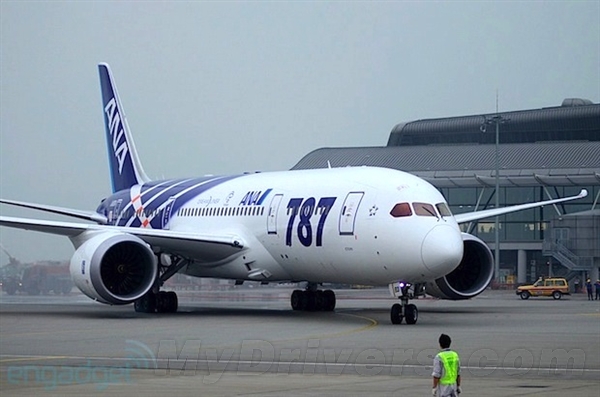 波音長舒一口氣 787客機電池故障解決