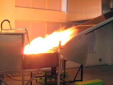 海潤(rùn)光伏晶硅組件在TUV SUD實(shí)驗(yàn)室進(jìn)行防火性能測(cè)試